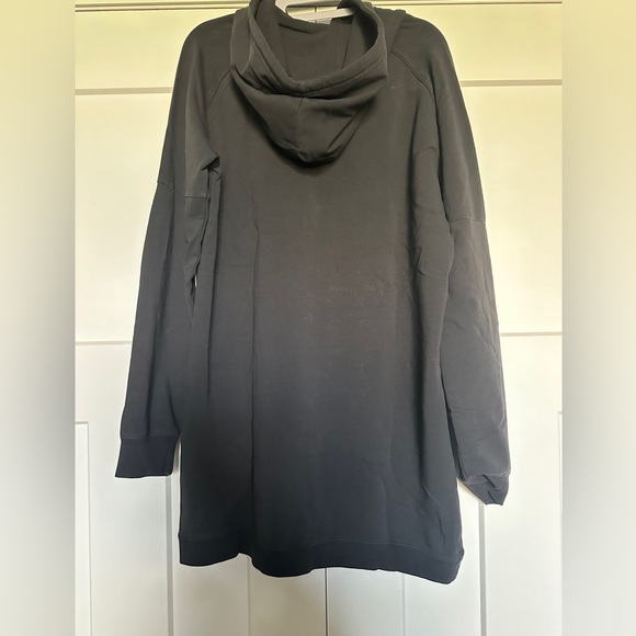 Tentree sweater dress - Picture 3 of 3